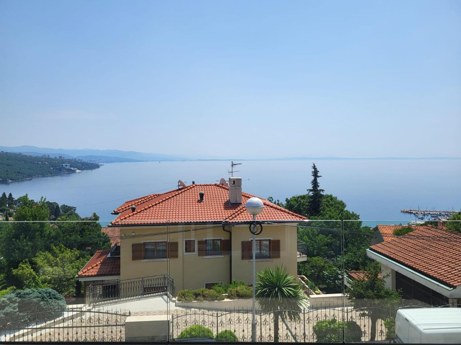 Premium Apartment With Beautiful Sea View, Short Walk To The Sea Opatija Luaran gambar