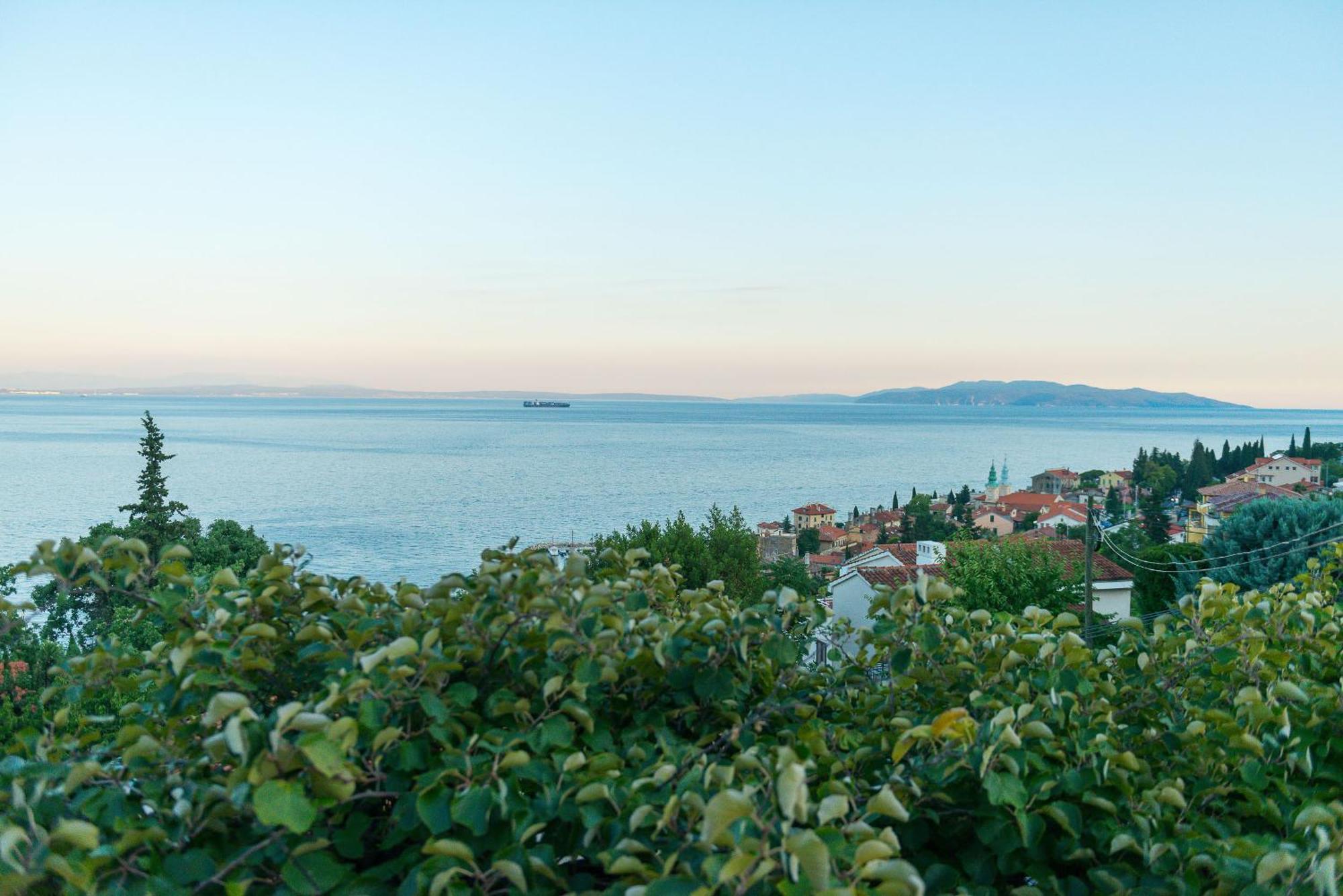 Premium Apartment With Beautiful Sea View, Short Walk To The Sea Opatija Luaran gambar